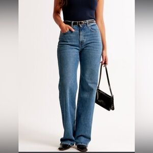 Abercrombie & Fitch Women's Blue Straight Leg Jeans